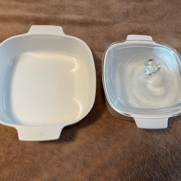 Set of 2 Vintage CORNING WARE Plain White Casserole Dishes, Oven-Safe, One Cover - Picture 3 of 7
